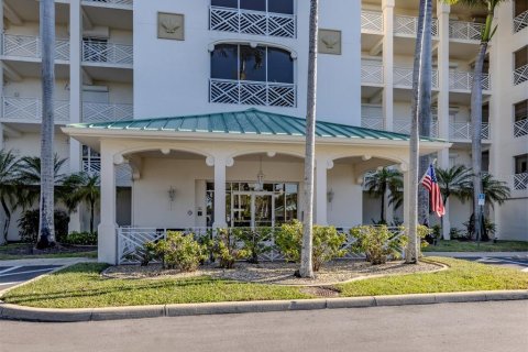 Copropriété à vendre à Punta Gorda, Floride: 3 chambres, 201.78 m2 № 2147590 - photo 2
