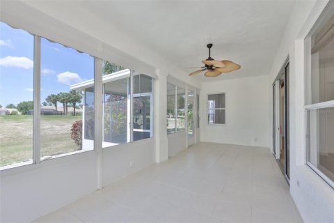 Villa ou maison à vendre à Sun City Center, Floride: 2 chambres, 164.72 m2 № 2119626 - photo 26