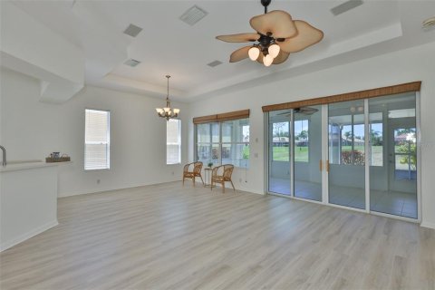 Villa ou maison à vendre à Sun City Center, Floride: 2 chambres, 164.72 m2 № 2119626 - photo 23