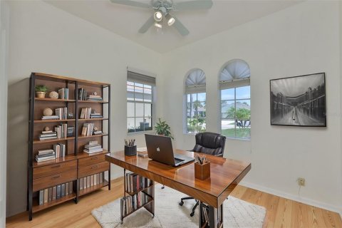 Villa ou maison à vendre à Sun City Center, Floride: 2 chambres, 164.72 m2 № 2119626 - photo 18