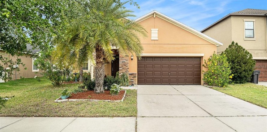 House in Riverview, Florida 4 bedrooms, 235.6 sq.m. № 1625138