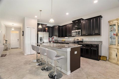 House in Riverview, Florida 4 bedrooms, 235.6 sq.m. № 1625138 - photo 11