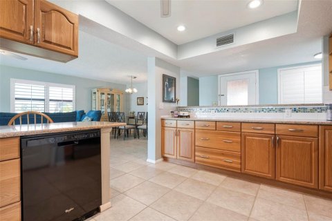 Condo in Bradenton, Florida, 3 bedrooms  № 1586406 - photo 17