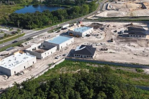 Propiedad comercial en alquiler en Apopka, Florida, 318.65 m2 № 1912767 - foto 2