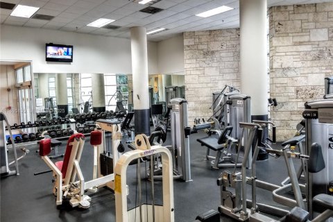 Купить кондоминиум в Майами-Бич, Флорида 2 спальни, 126.35м2, № 1983626 - фото 15