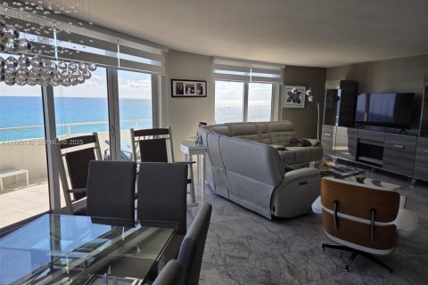 Купить кондоминиум в Майами-Бич, Флорида 2 спальни, 126.35м2, № 1983626 - фото 20