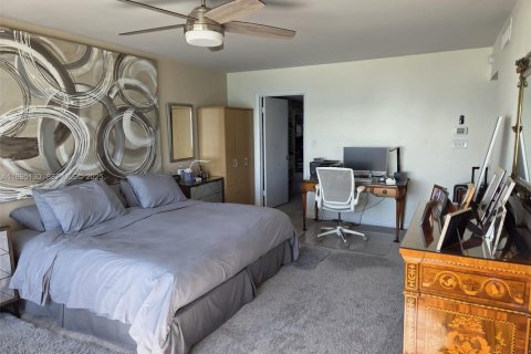 Купить кондоминиум в Майами-Бич, Флорида 2 спальни, 126.35м2, № 1983626 - фото 19