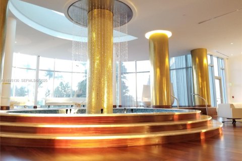 Купить кондоминиум в Майами-Бич, Флорида 2 спальни, 126.35м2, № 1983626 - фото 21