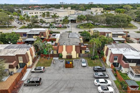 Townhouse in Palm Beach Gardens, Florida 2 bedrooms, 107.49 sq.m. № 2392092 - photo 8