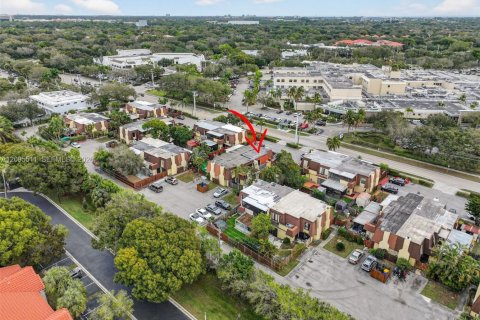 Townhouse in Palm Beach Gardens, Florida 2 bedrooms, 107.49 sq.m. № 2392092 - photo 10