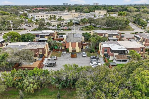 Townhouse in Palm Beach Gardens, Florida 2 bedrooms, 107.49 sq.m. № 2392092 - photo 9
