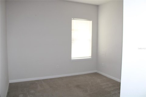 House in Land O' Lakes, Florida 3 bedrooms, 171.87 sq.m. № 2259326 - photo 13