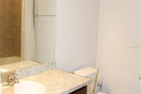 House in Land O' Lakes, Florida 3 bedrooms, 171.87 sq.m. № 2259326 - photo 11