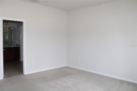 House in Land O' Lakes, Florida 3 bedrooms, 171.87 sq.m. № 2259326 - photo 4