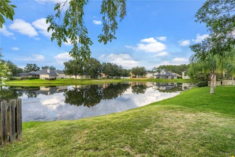 House in Jacksonville, Florida 4 bedrooms, 267.19 sq.m. № 1916158 - photo 2