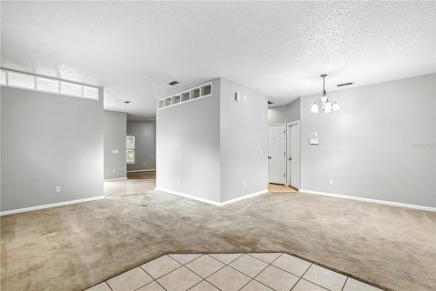 House in Jacksonville, Florida 4 bedrooms, 267.19 sq.m. № 1916158 - photo 10