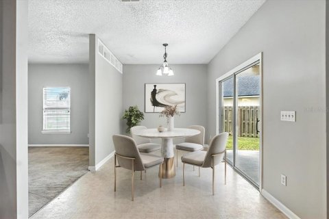 House in Jacksonville, Florida 4 bedrooms, 267.19 sq.m. № 1916158 - photo 4