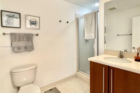 Condo in Miami, Florida, 3 bedrooms № 1964161 - photo 13