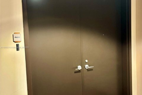 Condo in Miami, Florida, 3 bedrooms № 1964161 - photo 21