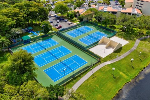 Copropriété à vendre à Pompano Beach, Floride: 3 chambres, 124.49 m2 № 1423485 - photo 19