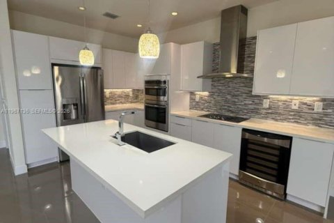 Touwnhouse à vendre à Doral, Floride: 3 chambres, 204.38 m2 № 2029566 - photo 25