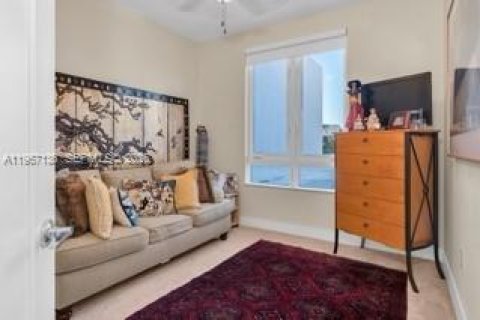 Adosado en venta en Doral, Florida, 3 dormitorios, 204.38 m2 № 2029566 - foto 13