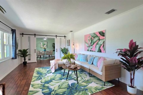Casa en alquiler en Ormond Beach, Florida, 3 dormitorios, 142.79 m2 № 1899308 - foto 8