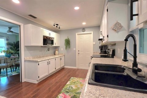 Casa en alquiler en Ormond Beach, Florida, 3 dormitorios, 142.79 m2 № 1899308 - foto 4