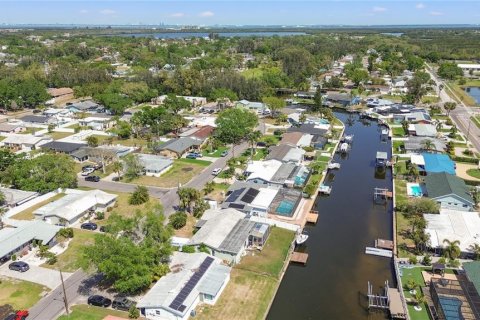 House in Saint Petersburg, Florida 3 bedrooms, 115.94 sq.m. № 1608823 - photo 27
