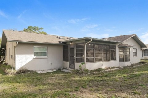 Casa en alquiler en New Port Richey, Florida, 3 dormitorios, 153.2 m2 № 1845405 - foto 16