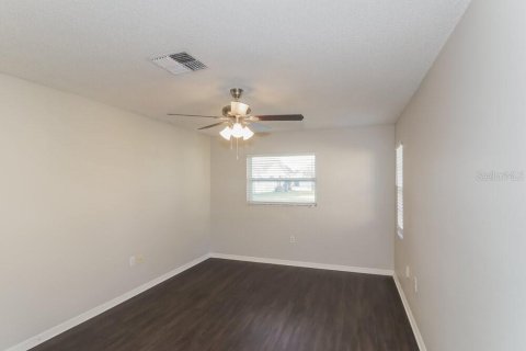 Casa en alquiler en New Port Richey, Florida, 3 dormitorios, 153.2 m2 № 1845405 - foto 9