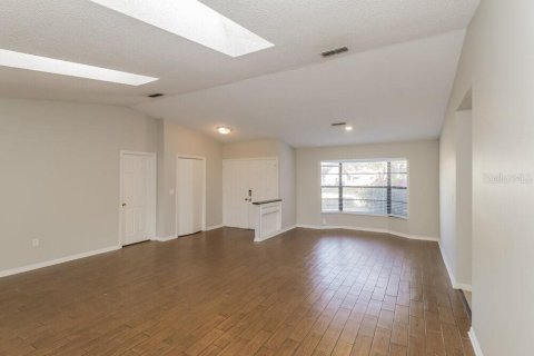 Casa en alquiler en New Port Richey, Florida, 3 dormitorios, 153.2 m2 № 1845405 - foto 4