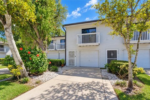 Townhouse in Pinellas Park, Florida 2 bedrooms, 115.66 sq.m. № 2380568