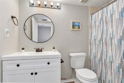 Townhouse in Pinellas Park, Florida 2 bedrooms, 115.66 sq.m. № 2380568 - photo 22