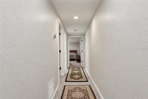 Townhouse in Pinellas Park, Florida 2 bedrooms, 115.66 sq.m. № 2380568 - photo 19