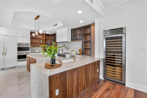 Copropriété à vendre à Tampa, Floride: 4 chambres, 460.14 m2 № 2302637 - photo 8