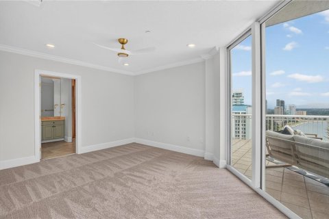 Copropriété à vendre à Tampa, Floride: 4 chambres, 460.14 m2 № 2302637 - photo 17