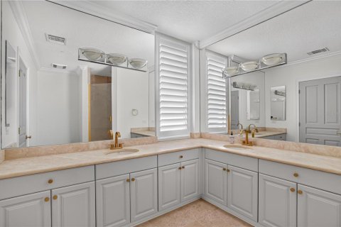 Copropriété à vendre à Tampa, Floride: 4 chambres, 460.14 m2 № 2302637 - photo 18