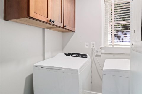 House in Orlando, Florida 3 bedrooms, 195.37 sq.m. № 1886020 - photo 16
