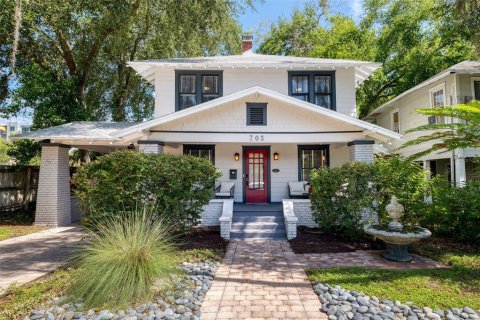 House in Orlando, Florida 3 bedrooms, 195.37 sq.m. № 1886020 - photo 1