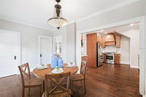 House in Orlando, Florida 3 bedrooms, 195.37 sq.m. № 1886020 - photo 12