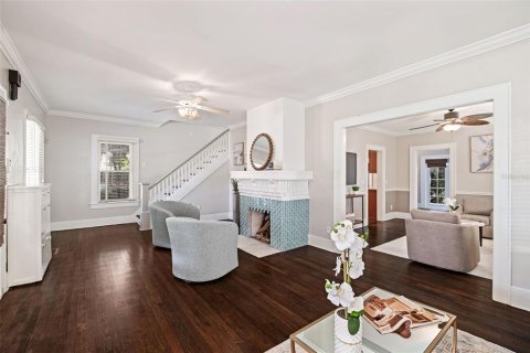 House in Orlando, Florida 3 bedrooms, 195.37 sq.m. № 1886020 - photo 5
