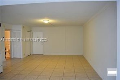 Купить кондоминиум в Лодерхилл, Флорида 1 спальня, 70.14м2, № 1957866 - фото 9