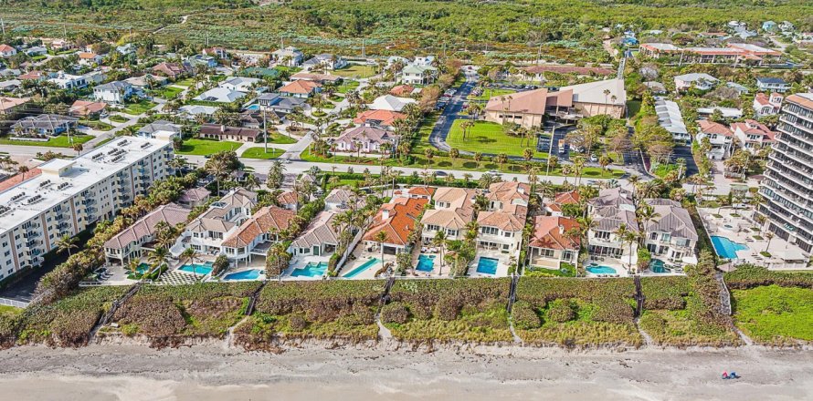 House in Juno Beach, Florida 4 bedrooms, 348.57 sq.m. № 954532