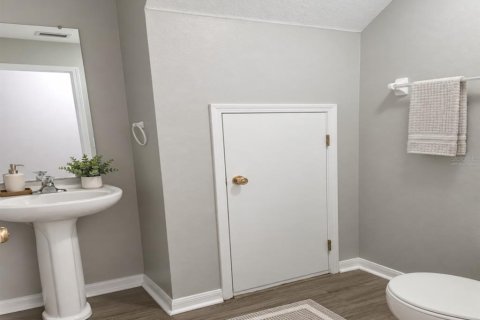Townhouse in Valrico, Florida 3 bedrooms, 144.93 sq.m. № 2391566 - photo 8