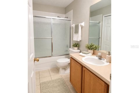 Townhouse in Valrico, Florida 3 bedrooms, 144.93 sq.m. № 2391566 - photo 13