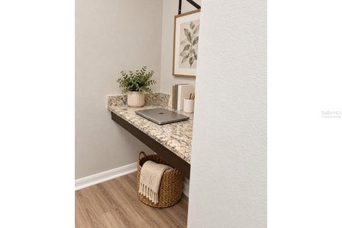 Townhouse in Valrico, Florida 3 bedrooms, 144.93 sq.m. № 2391566 - photo 6
