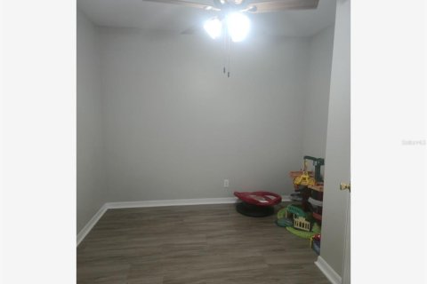 Townhouse in Valrico, Florida 3 bedrooms, 144.93 sq.m. № 2391566 - photo 21