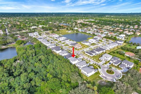 Villa ou maison à vendre à Cooper City, Floride: 4 chambres, 371.61 m2 № 2025317 - photo 27