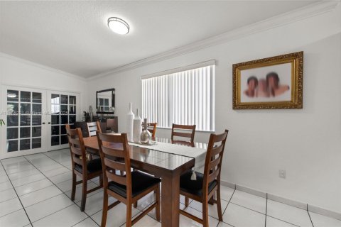 Casa en venta en Homestead, Florida, 4 dormitorios, 193.14 m2 № 1893550 - foto 14